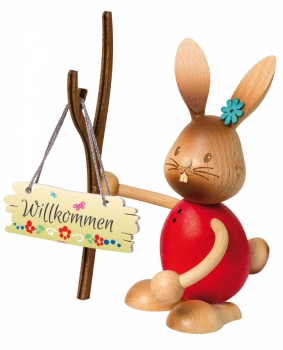 Hase "Stupsi" mit Willkommen-Schild