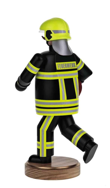 Räuchermann Feuerwehrmann mit Schlauch